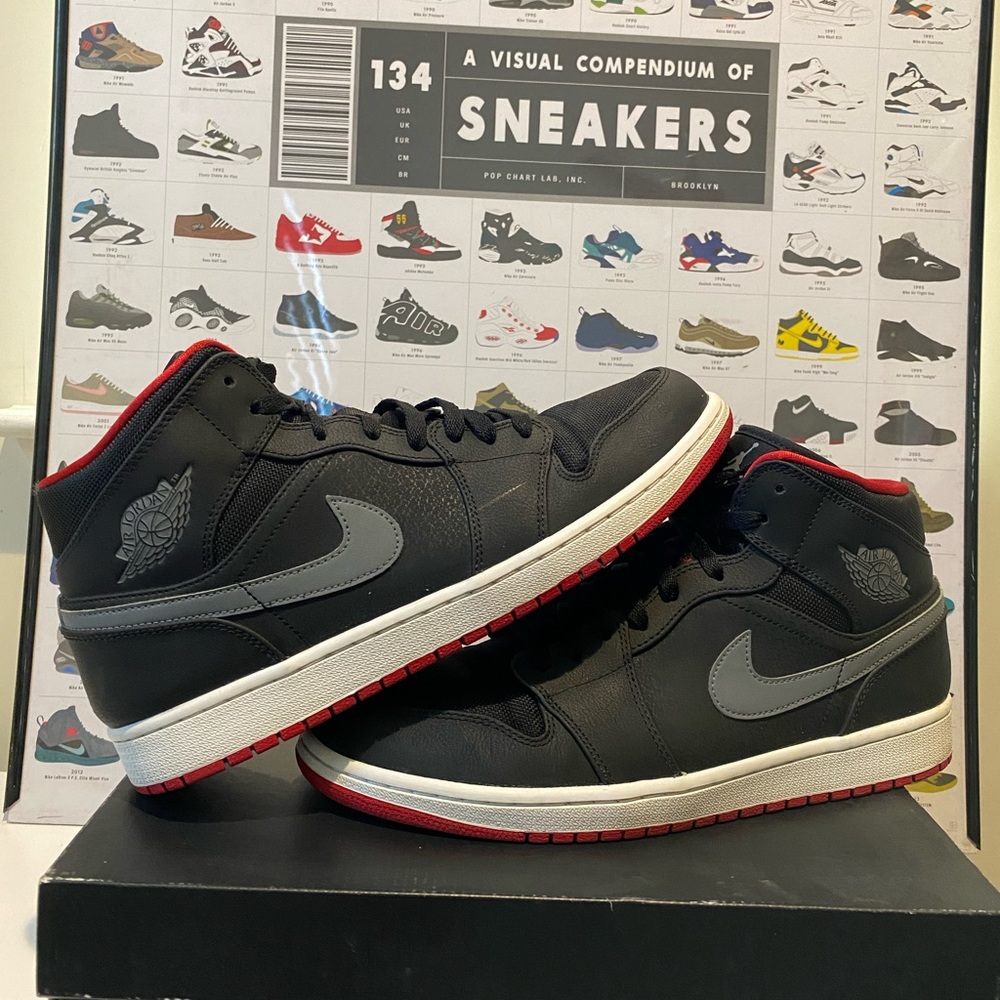 Nike Air Jordan 1 Mid